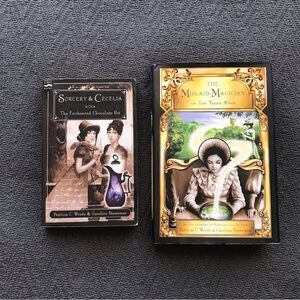 Patricia C. Wrede The Mislaid Magician or Ten Years After Sorcery & Cecelia Book